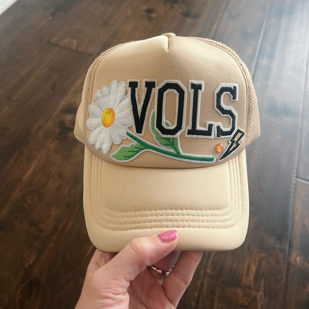 Tennessee Vols Tan‎ Embroidered Daisy Baseball Cap OS
